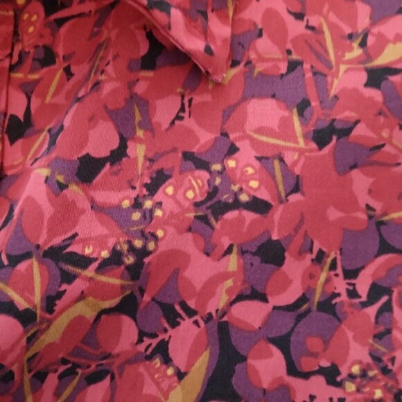 Coldwater Creek | Red Floral Button Front Blouse Shirt | Size M - Picture 5 of 7